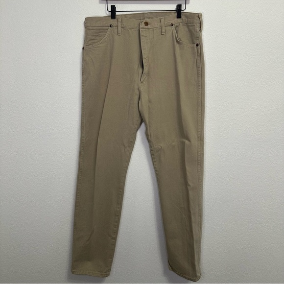 Men’s Wrangler 13MWZ Khaki Pants 38x34 — Classic Fit, 100% Cotton - Picture 1 of 7